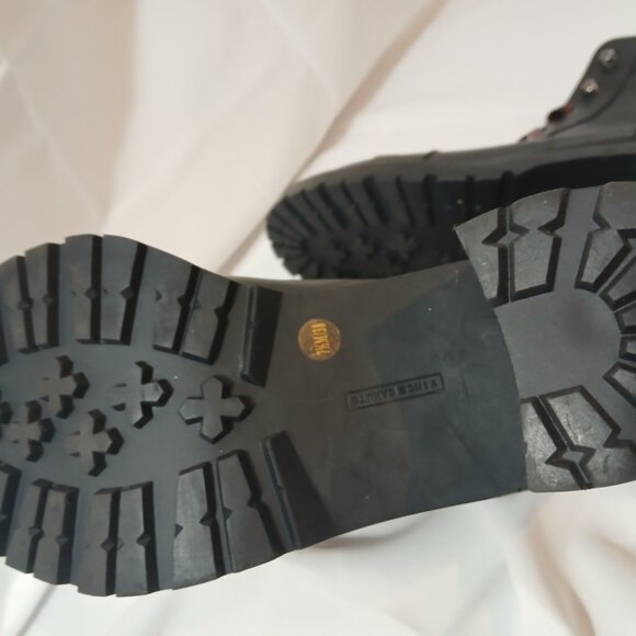 Gaviana Boots by Vince Camuto - Picture 5 of 7